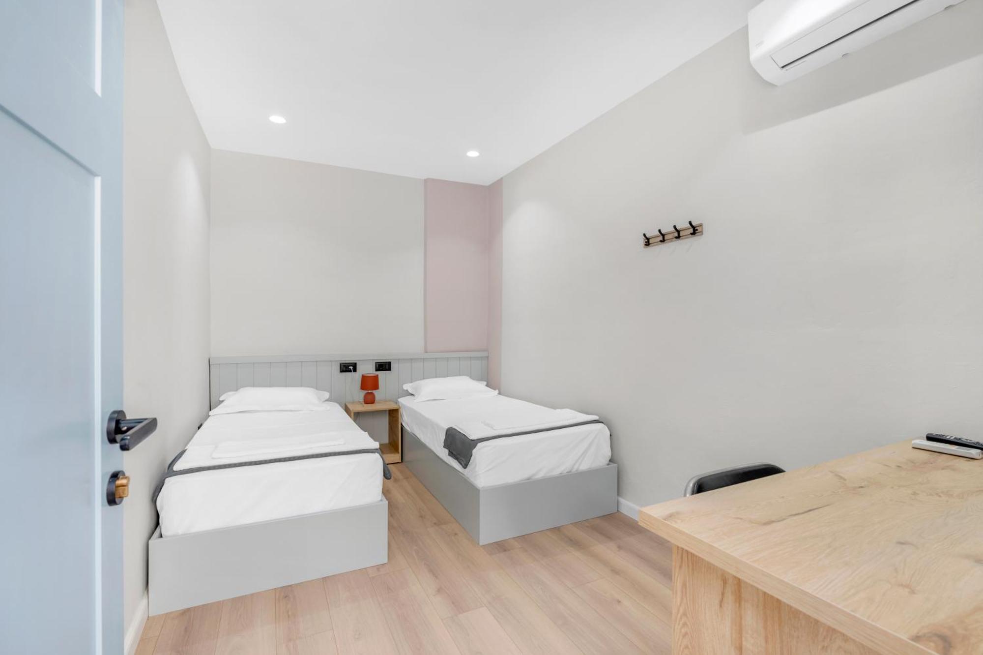 The Nook City Centre En Suite Берат Экстерьер фото